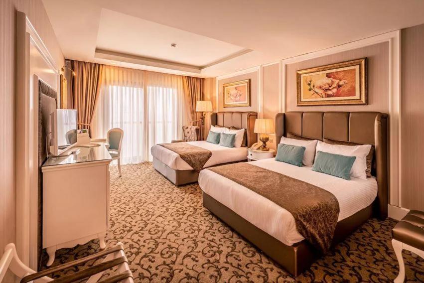 Vuni Palace Premium Hotel & Spa & Casino Beachfront Location ! Kyrenia  Exterior photo