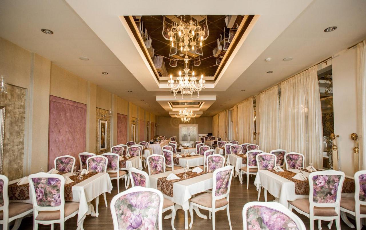 Vuni Palace Premium Hotel & Spa & Casino Beachfront Location ! Kyrenia  Exterior photo