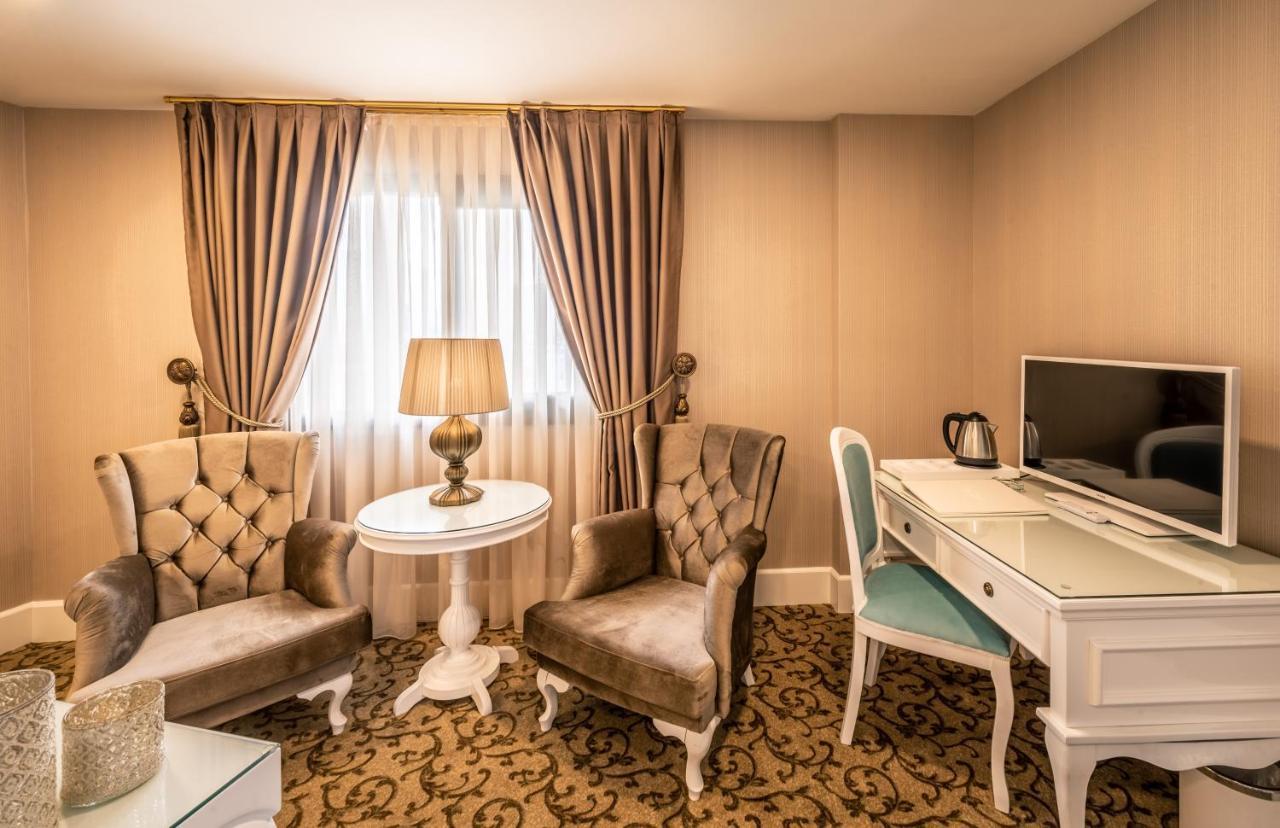 Vuni Palace Premium Hotel & Spa & Casino Beachfront Location ! Kyrenia  Exterior photo