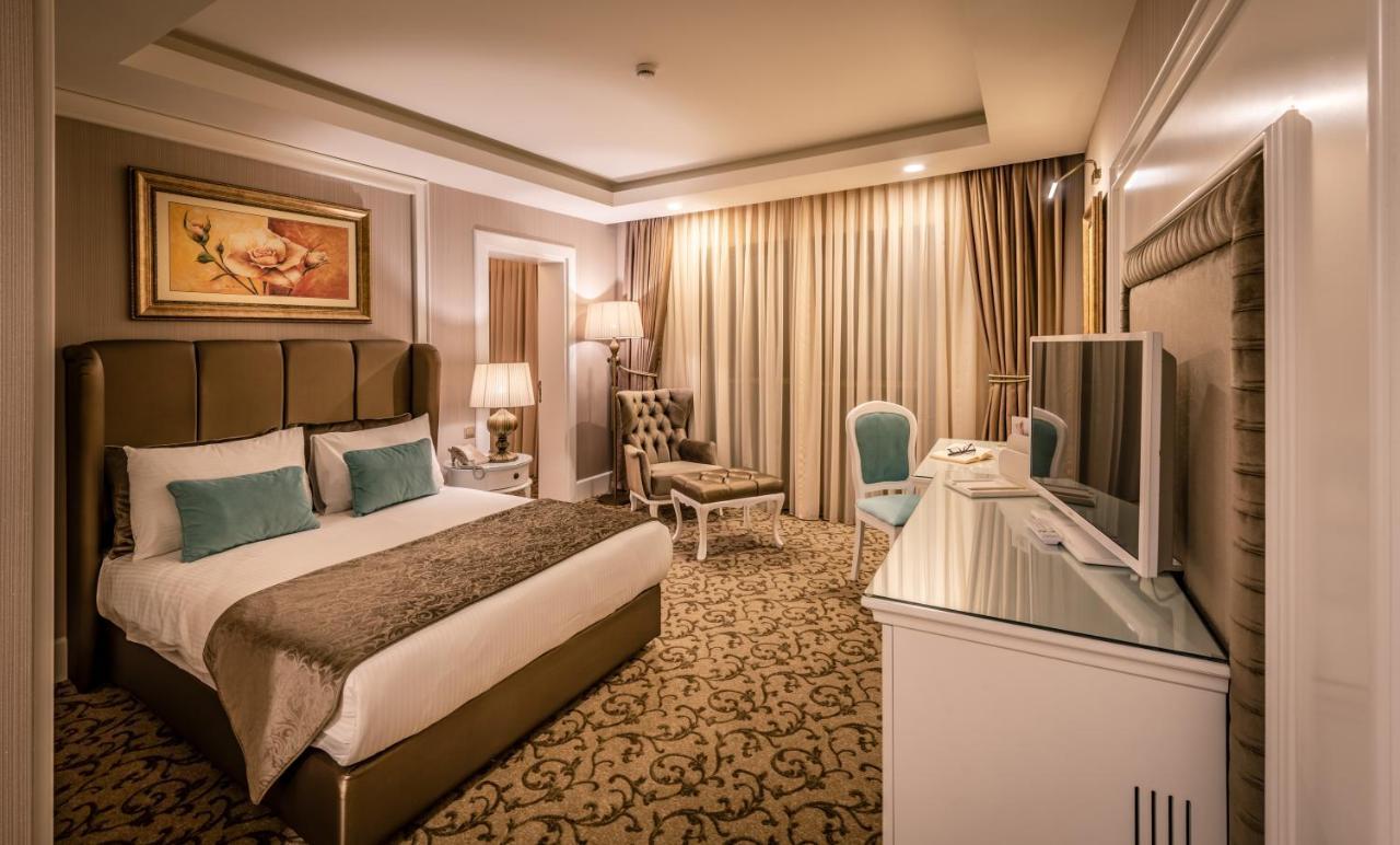 Vuni Palace Premium Hotel & Spa & Casino Beachfront Location ! Kyrenia  Exterior photo